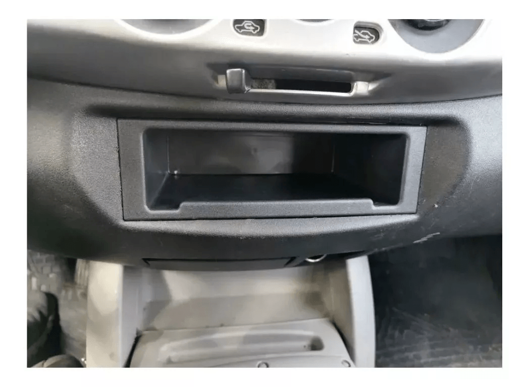 Caja de Almacenamiento 1 Din Mitsubishi L200 2007-2015 - Adaptador