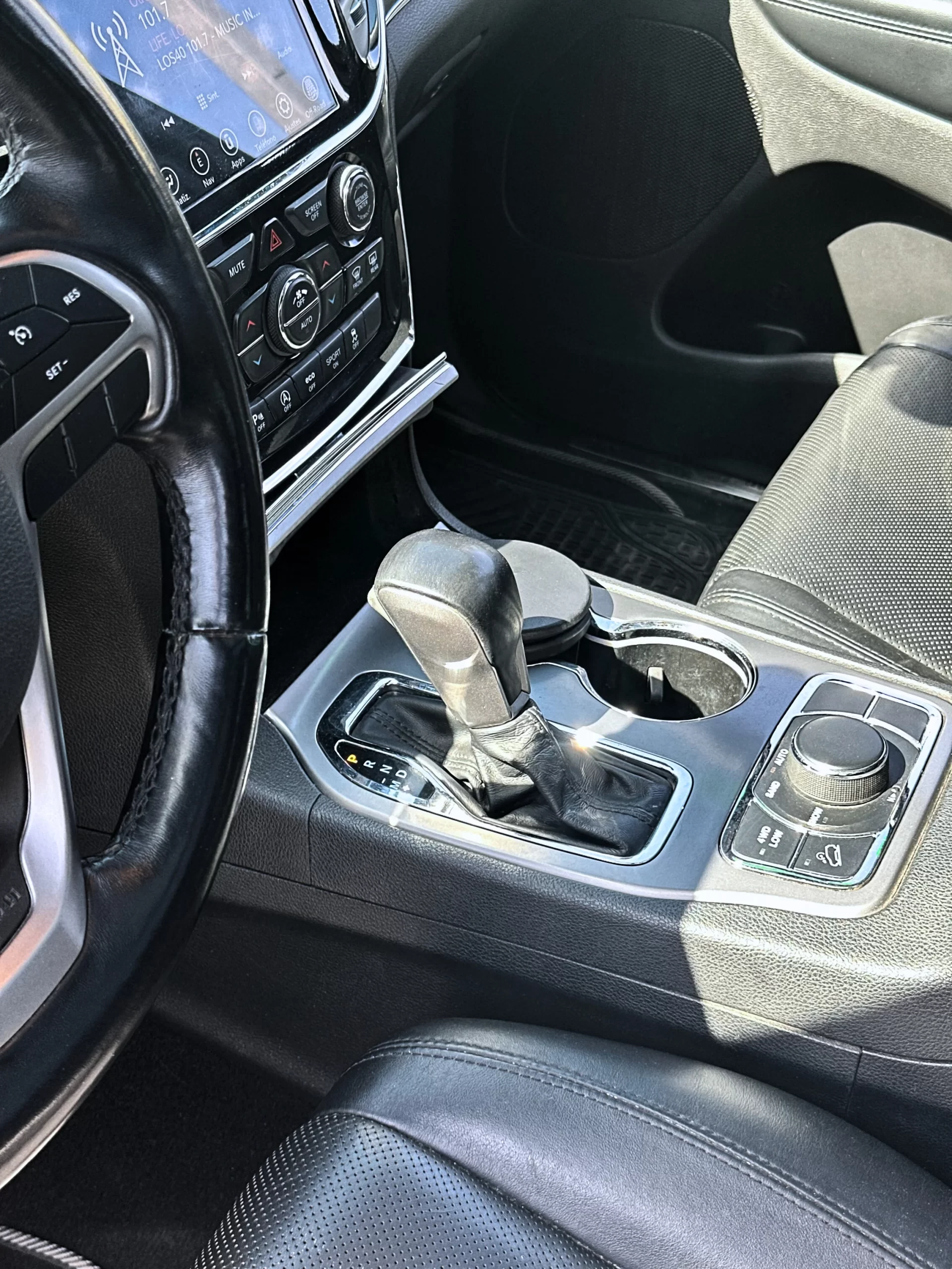 Jeep Grand Cherokee 3.6 V6 LTD 4×4 AUT 2021 - Imagen 9